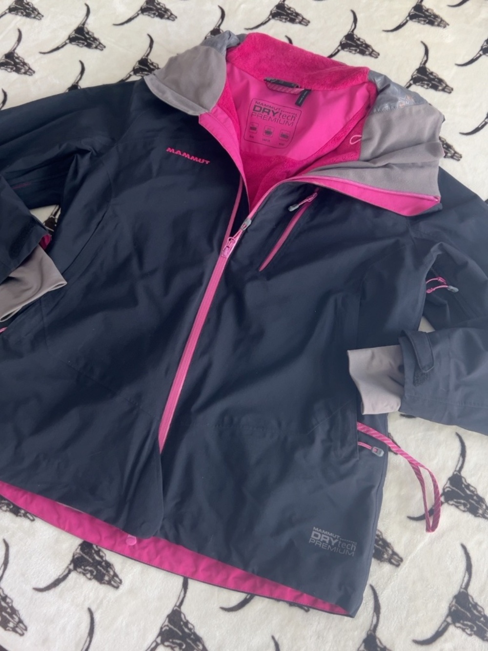 Mammut DRYtech Premium Navy Pink Waterproof Ski Jacket Women’s XL